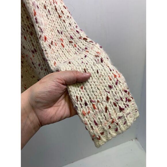 Heartloom NWOT Julia Sweater Size S - Picture 7 of 11